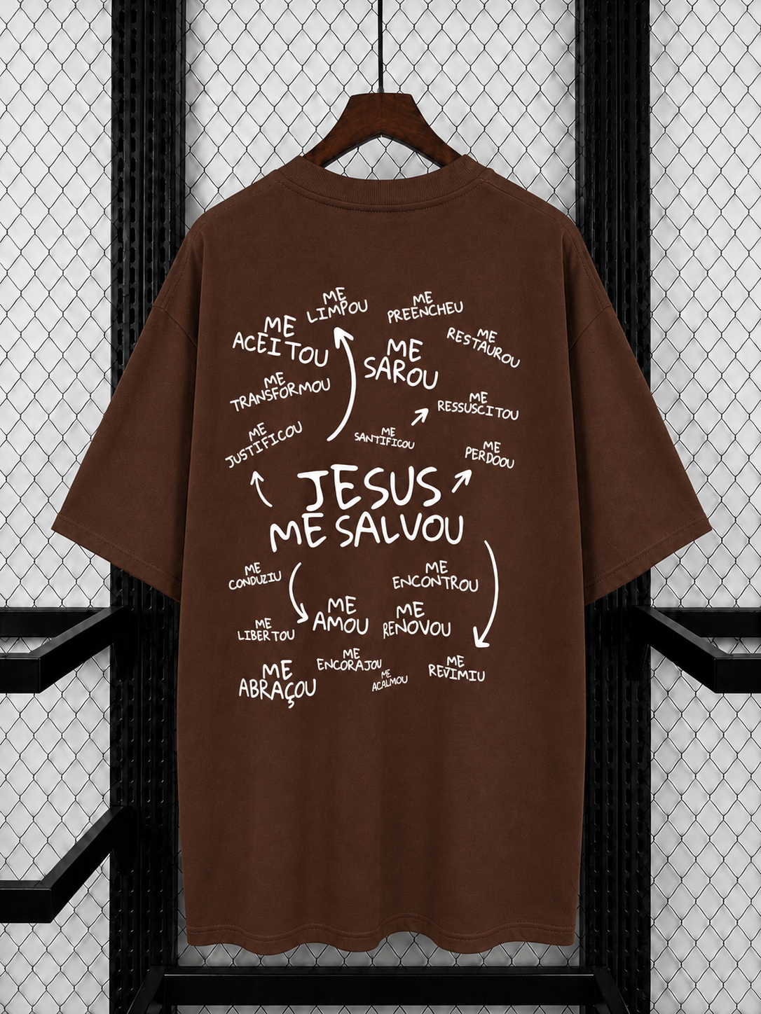 Camiseta Oversized Jesus Me Salvou