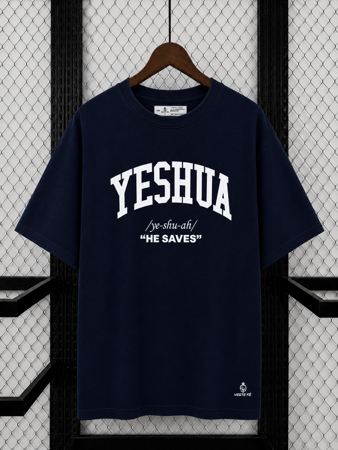 Camiseta Oversized Yeshua - Ele Salva