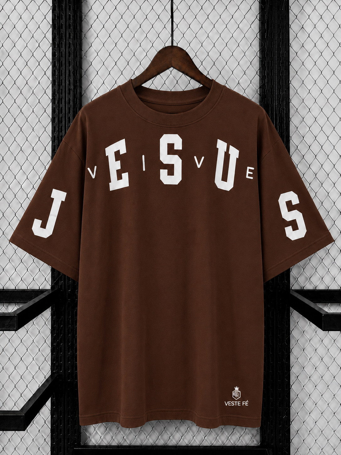 Camiseta Oversized Jesus Vive