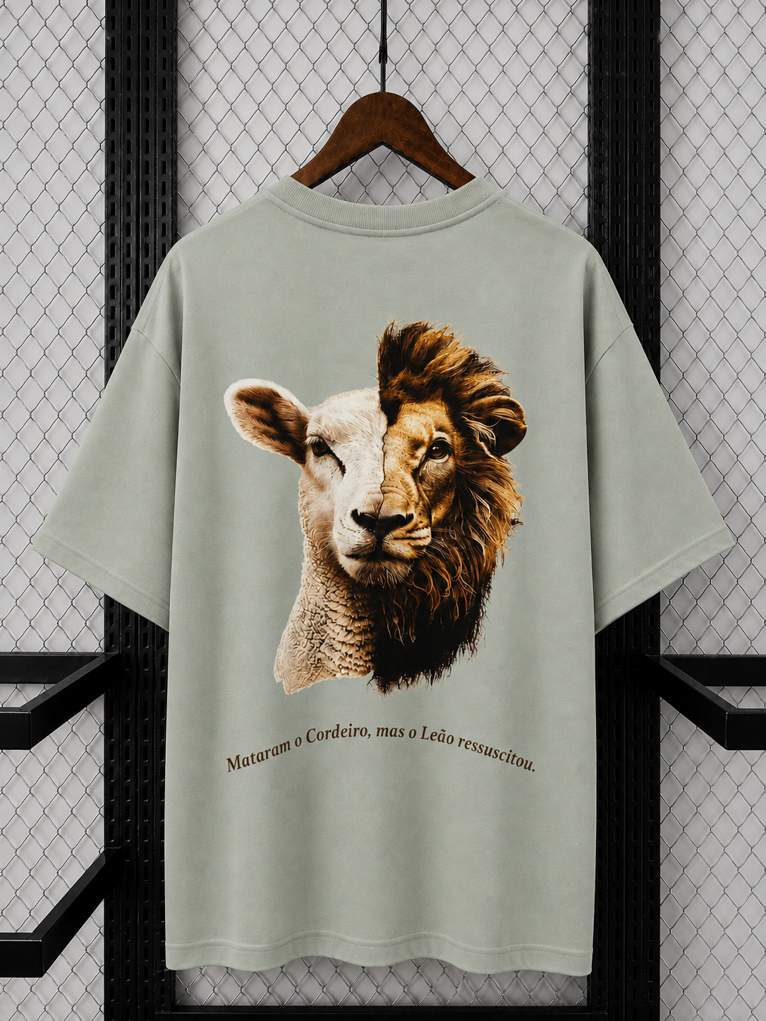 Camiseta Oversized Cordeiro e Leão