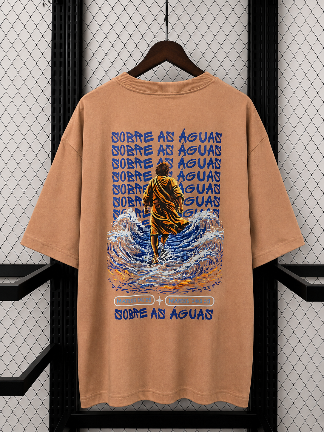 Camiseta Oversized Sobre As Águas