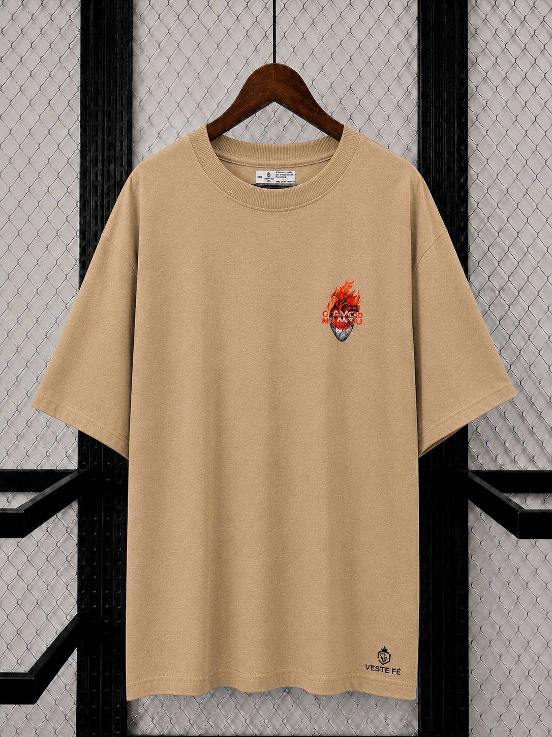 Camiseta Oversized O Amor Me Amou